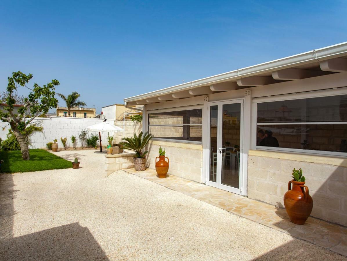 Terra D'Otranto Acomodação com café da manhã Uggiano La Chiesa Exterior foto